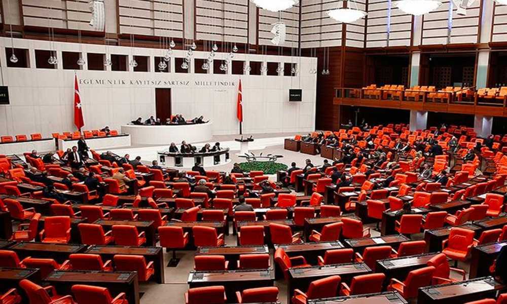 Esnafa destek önergesi AKP ve MHP oylarıyla reddedildi.