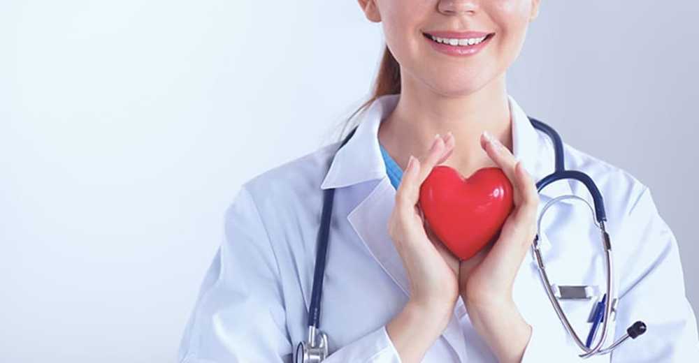 Kardiyolog kalp hastalıklarından korunmak için asla yemediği 6 yiyeceği açıkladı