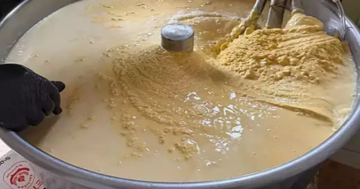 Bu ekmek tam 15 saat pişiyor! Tadına doyum olmuyor