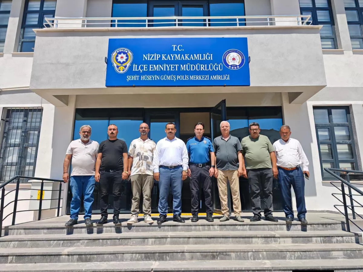 Muhtarlardan Başkan Yardımcısı Aktaş ve Başkomiser Yiğit'e Hayırlı Olsun Ziyareti