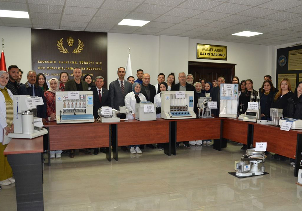 Nizip MYO’ya eğitim desteği